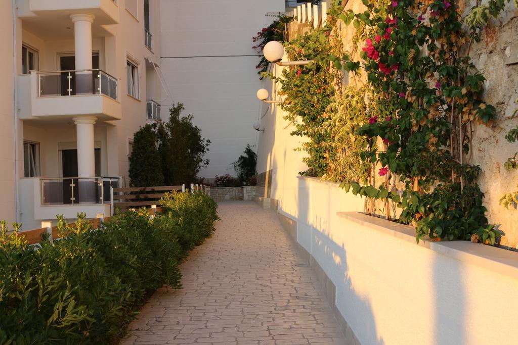 White Residence Apartament Саранда Экстерьер фото